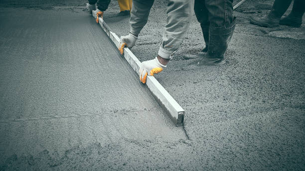 Best Concrete Sidewalk Installation in Dollar Bay, MI